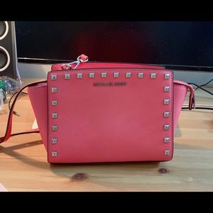 Michael Kors crossbody bag coral pink